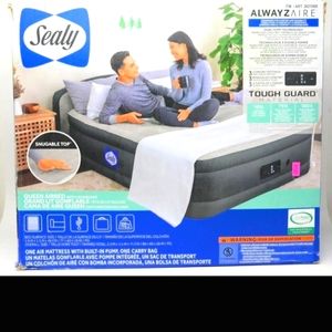 Queen Aired Mattress with pump